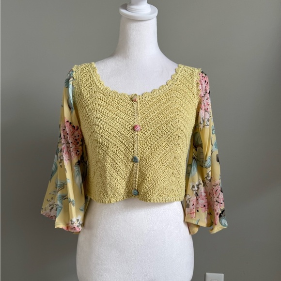 Matix Yellow Crochet Floral Accordion Bell Sleeve Cropped Blouse - Picture 1 of 8